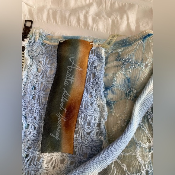 NWT Aratta Powder Blue Lace V-Neck Floral Overlay Silk Blouse - Picture 8 of 16